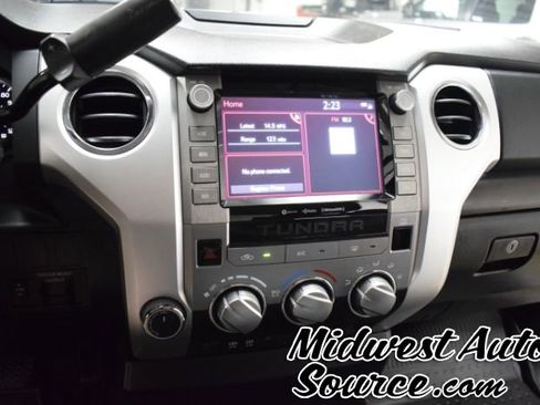 Used 2021 Toyota Tundra SR5 AWD/4WD image 17