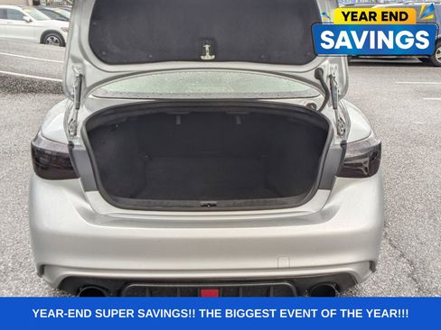 Used 2019 INFINITI Q50 Luxe w/ Essential Package (3.0T Luxe) image 7