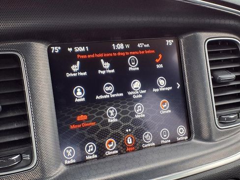 Used 2017 Dodge Charger SXT image 24