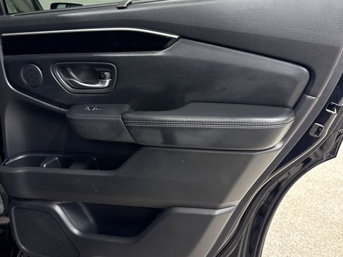 Used 2024 Honda Pilot EX-L image 26