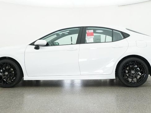 New 2026 Toyota Camry SE FWD image 42