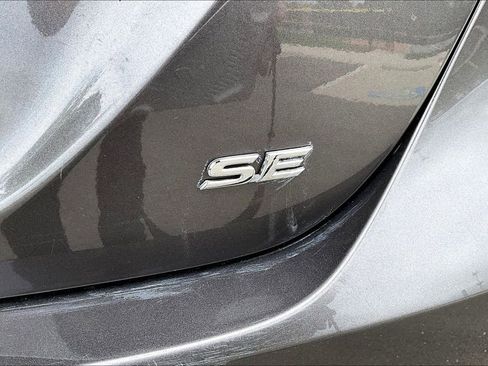 Used 2024 Toyota Camry SE FWD image 23