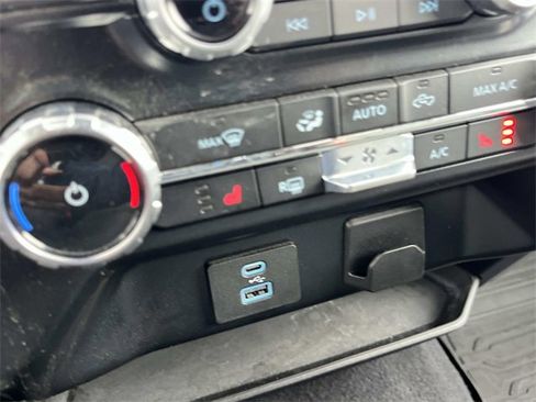 Used 2023 Ford F150 XLT w/ Equipment Group 302A High image 35