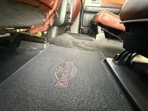 Used 2013 Ford Expedition EL King Ranch image 15