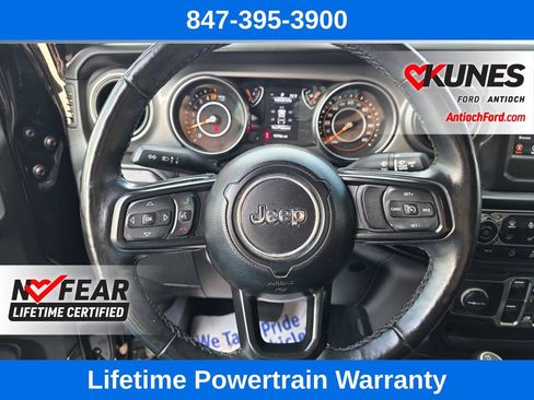 Used 2022 Jeep Wrangler Unlimited Sport AWD/4WD image 35
