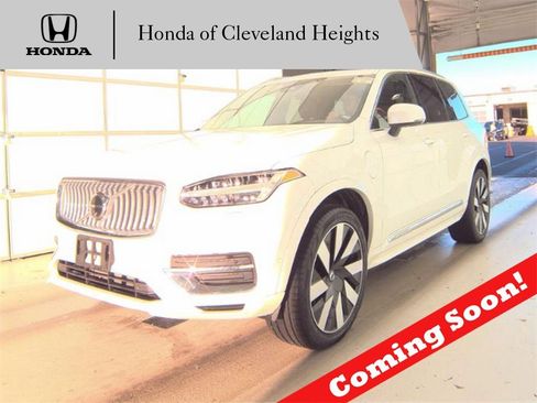 Used 2024 Volvo XC90 T8 Plus w/ Protection Package Premier image 1