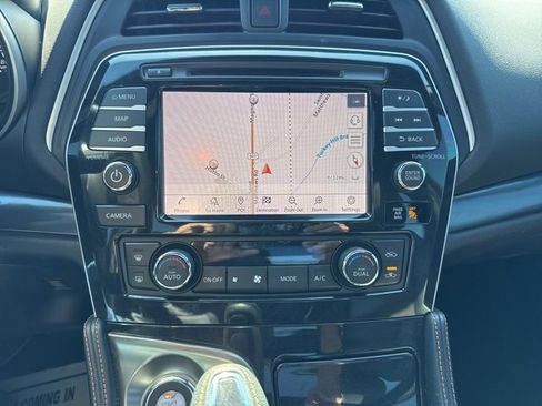 Used 2021 Nissan Maxima SR w/ Sport Mat Group image 7