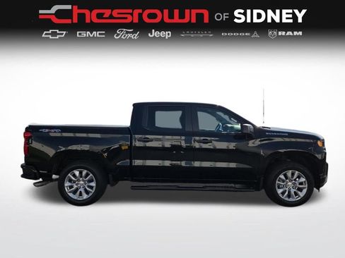 Used 2020 Chevrolet Silverado 1500 Custom w/ Custom Value Package AWD/4WD image 4