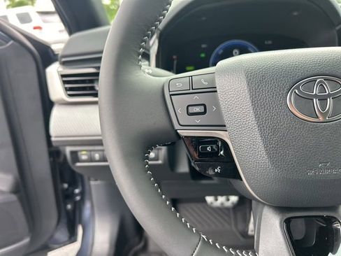 New 2026 Toyota Camry SE AWD/4WD image 18