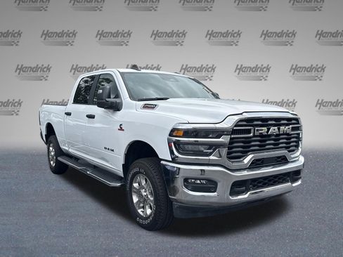 Used 2025 RAM 2500 Big Horn AWD/4WD image 2