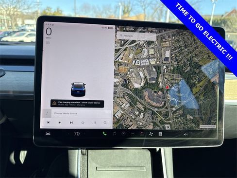Used 2018 Tesla Model 3 Long Range image 11