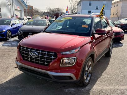 Used 2025 Hyundai Venue SEL