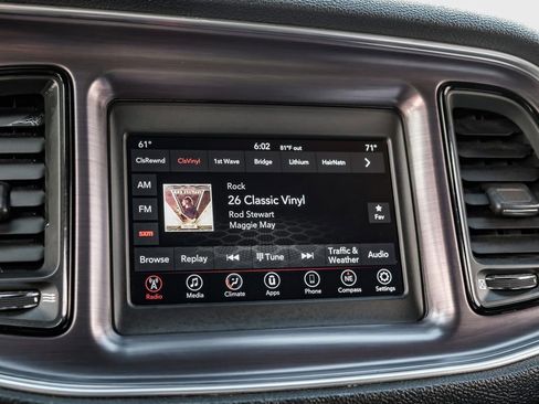 Used 2018 Dodge Challenger R/T image 27