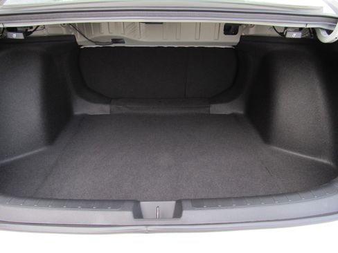 Used 2025 Honda Civic Sport image 33