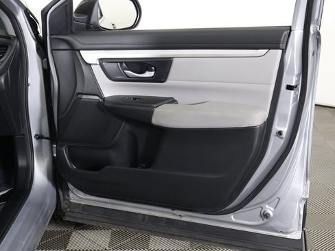 Used 2019 Honda CR-V LX image 19