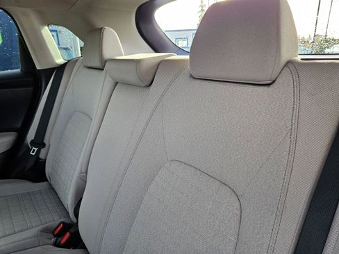 Used 2023 Honda HR-V LX image 13