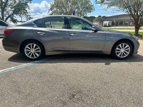 Used 2016 INFINITI Q50 Premium RWD image 7