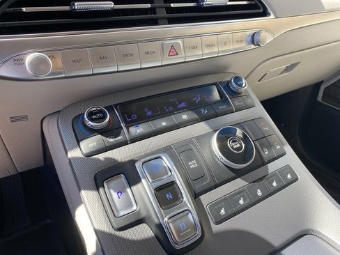 Used 2021 Hyundai Palisade Calligraphy image 48