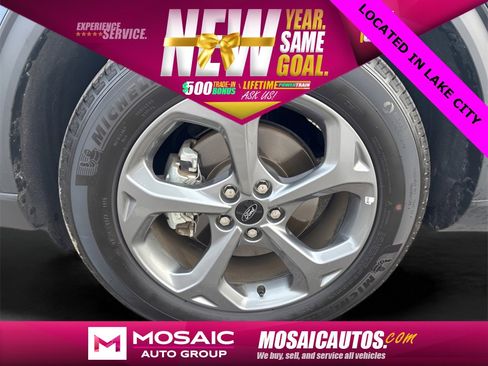 Used 2025 Ford Escape ST-Line image 40