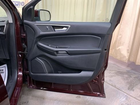 Certified 2022 Ford Edge SEL w/ Convenience Package image 10