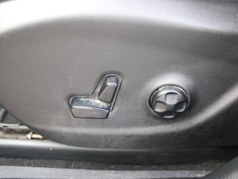 Used 2021 Jeep Cherokee Trailhawk w/ Comfort/Convenience Group image 27