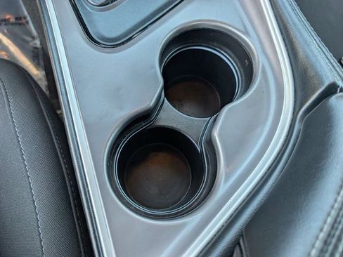 Used 2022 Dodge Challenger GT image 28