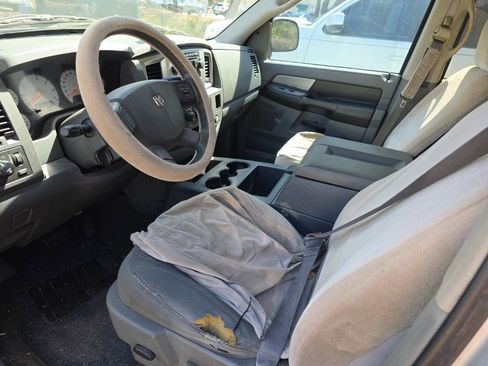 Used 2007 Dodge Ram 1500 Truck SLT image 7