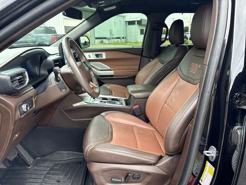 Used 2022 Ford Explorer King Ranch w/ Premium Technology Package AWD/4WD image 13