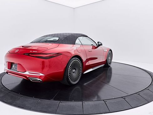 Used 2026 Mercedes-Benz Maybach SL 680 image 25