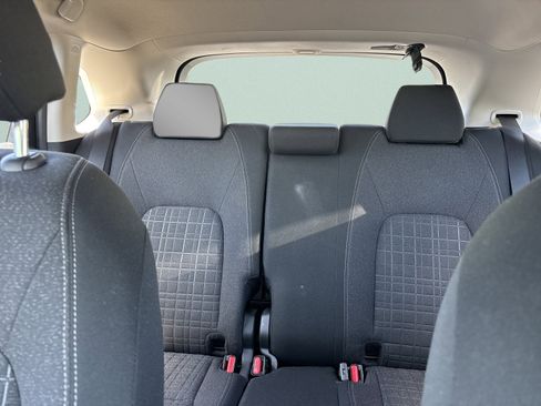 Used 2023 Honda HR-V LX image 18