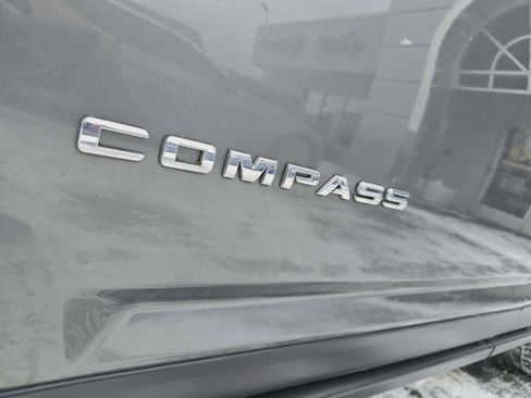 Used 2014 Jeep Compass Sport image 10