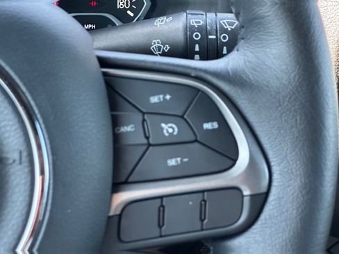 Used 2020 Jeep Renegade Altitude image 20