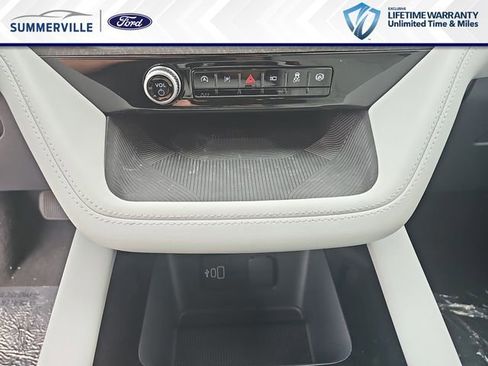 New 2026 Ford Explorer Platinum w/ LUX Leather Package image 30