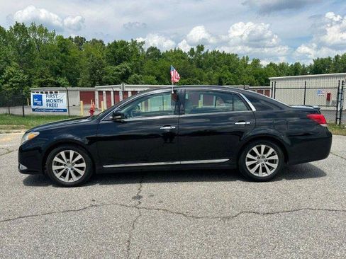 Used 2011 Toyota Avalon Limited FWD image 5