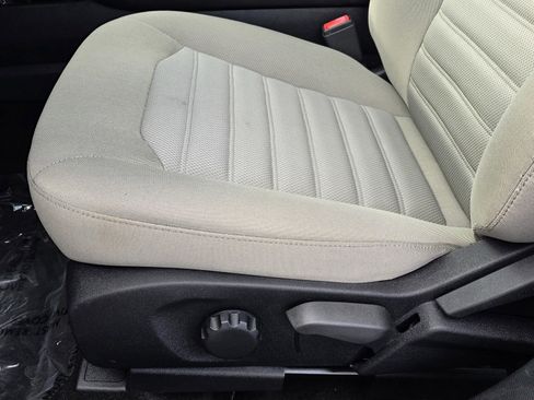 Used 2018 Ford Fusion S image 23