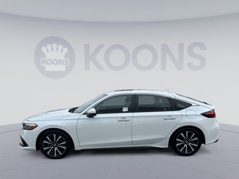 Used 2024 Honda Civic EX-L image 2