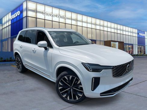 New 2026 Volvo XC90 B5 Core image 1