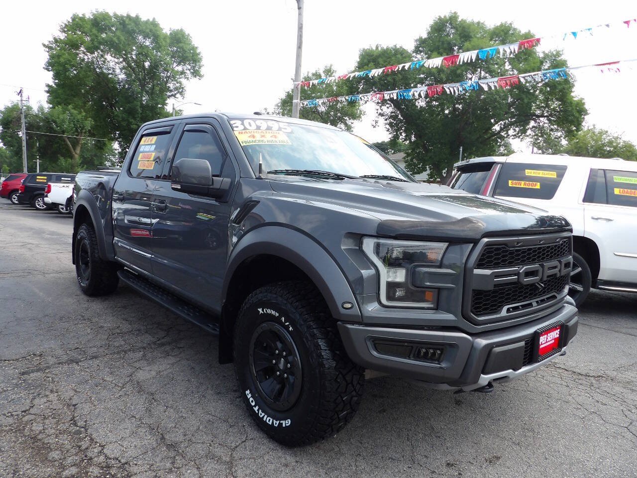 Used 2018 Ford F150 Raptor w/ Equipment Group 802A Luxury AWD/4WD image 3