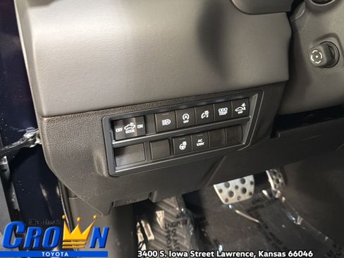 New 2026 Toyota Tundra Platinum image 35