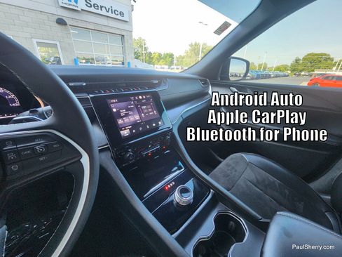 Used 2023 Jeep Grand Cherokee Altitude AWD/4WD image 33