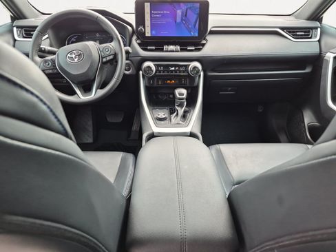 Used 2024 Toyota RAV4 XSE AWD/4WD image 3