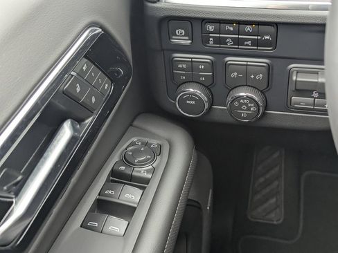 New 2026 Chevrolet Tahoe Premier image 24