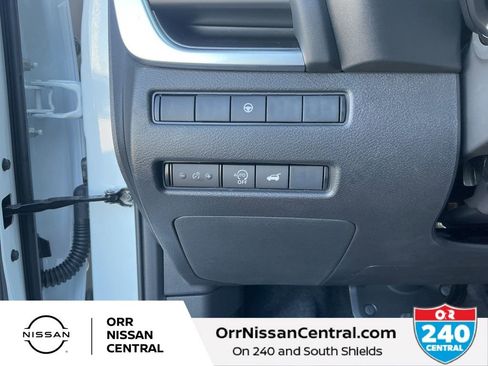 New 2026 Nissan Rogue SV FWD image 18