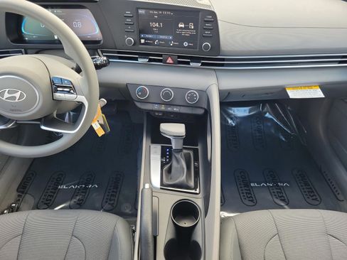 New 2026 Hyundai Elantra SE image 20