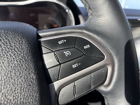 Used 2018 Jeep Grand Cherokee Limited w/ Luxury Group II image 15