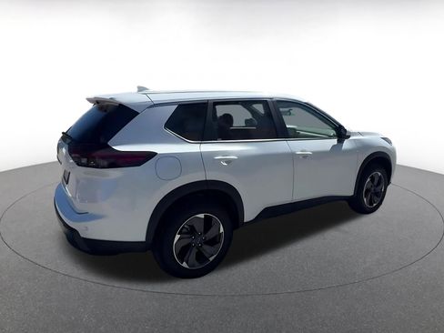 Used 2025 Nissan Rogue SV image 15