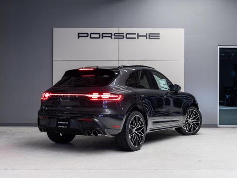 Certified 2026 Porsche Macan S AWD/4WD image 7