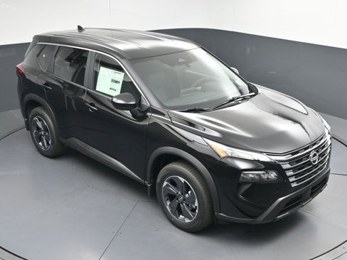 New 2026 Nissan Rogue SV image 32