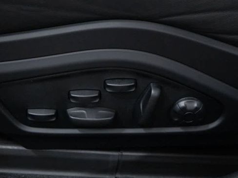 Certified 2024 Porsche Panamera 4 image 17