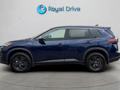 Used 2026 Nissan Rogue SV w/ Cold Weather Package AWD/4WD image 3